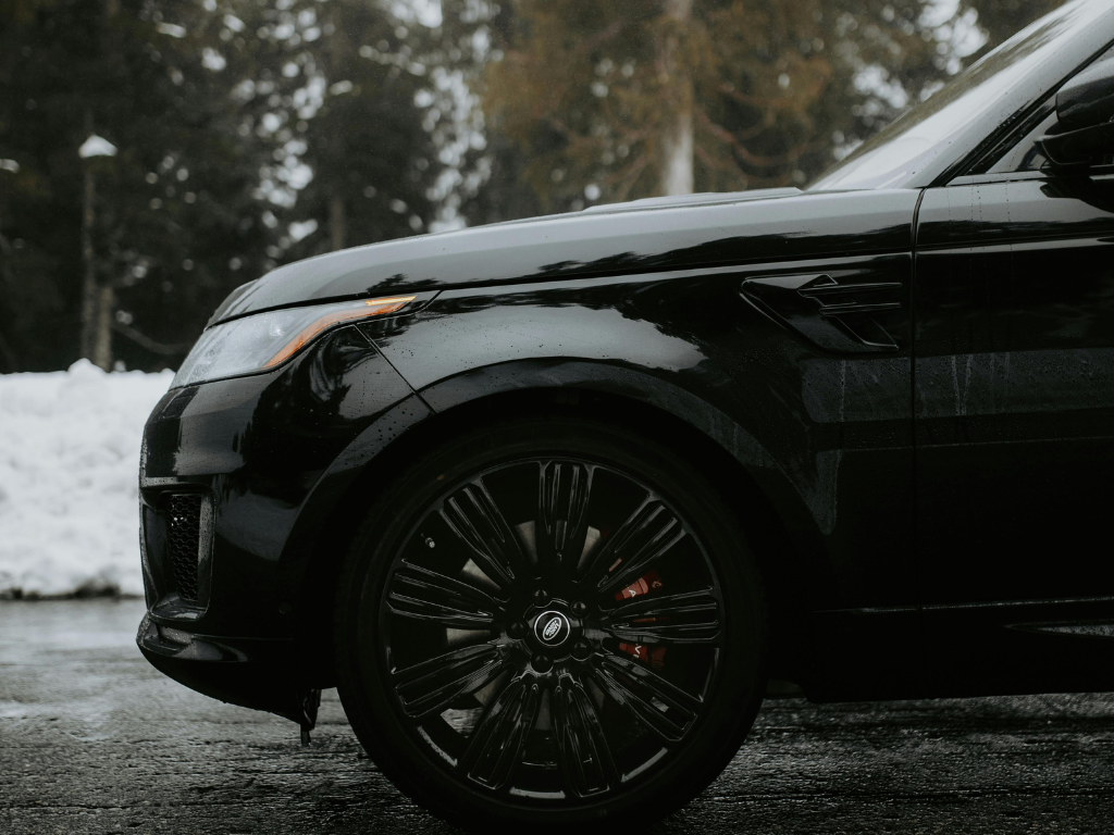 Front end of Land Rover vehicle