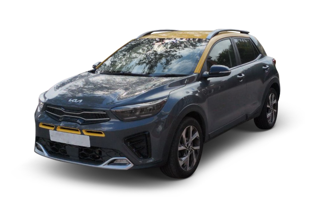 Kia Stonic in grey three quarter view